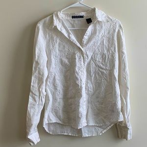 Liz Claiborne embroidered 100% linen button up shirt